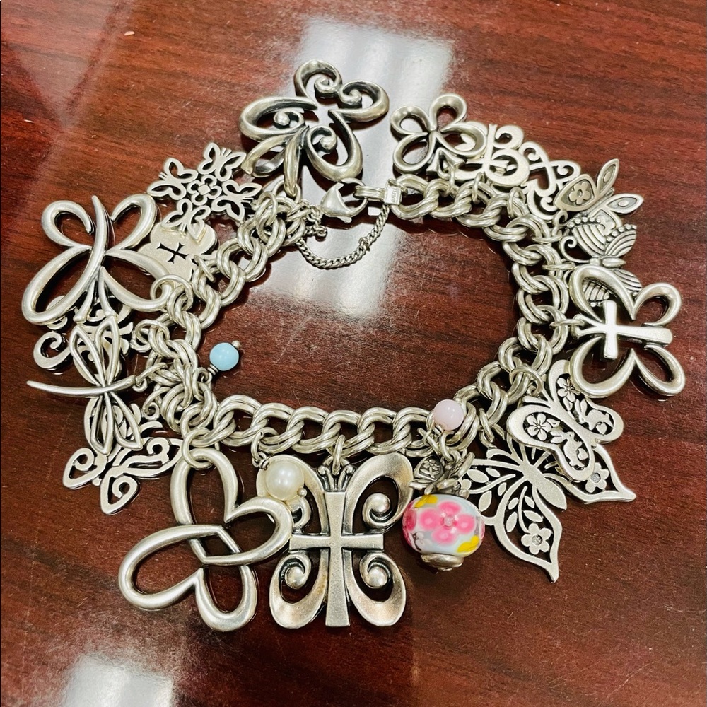 James Avery